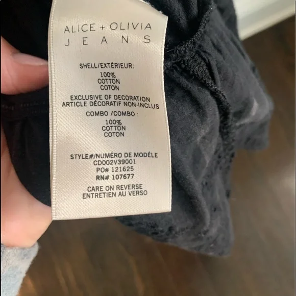 ALICE +OLIVIA Washed Pointelle Ruffled T-Shirt - Picture 7 of 7